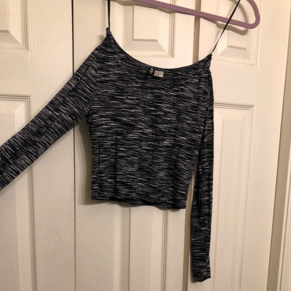 Long Sleeved Crop Tops